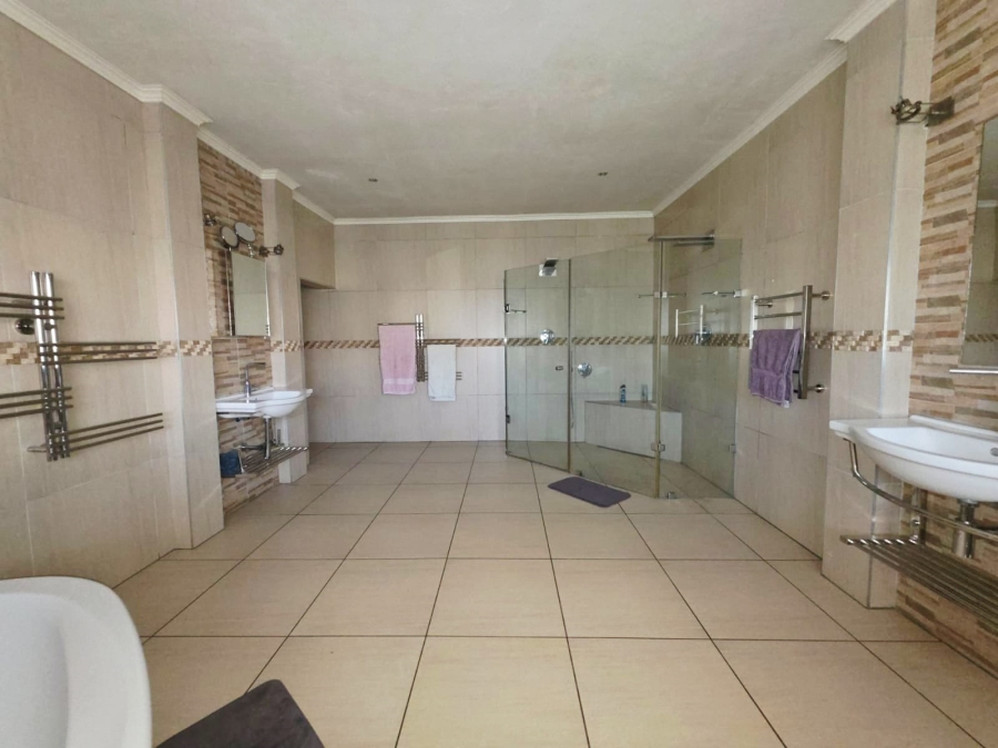 3 Bedroom Property for Sale in Vaalpark Free State